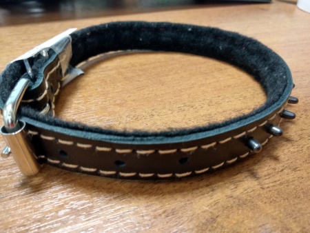 Ошейник кожа 20мм с украшением и шипами на фетре 44-46см/40632 Ошейник кожа 20мм с украшением и шипами на фетре 44-46см/40632